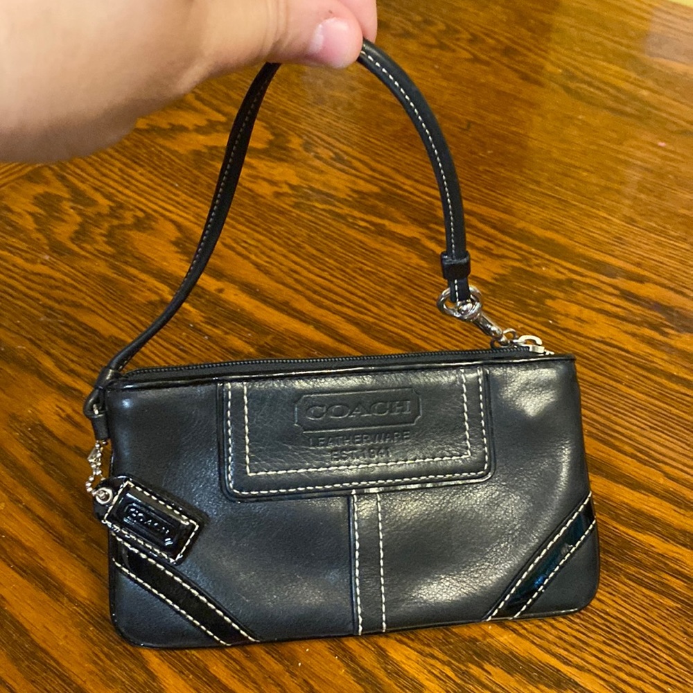 Small Leather Coach Wallet Clutch